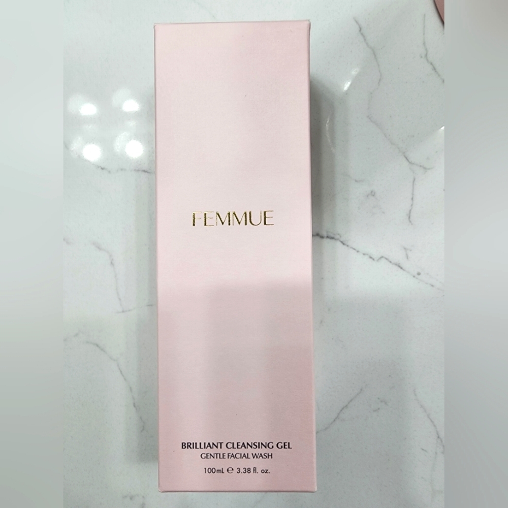 FEMMUE Brilliant Cleansing Gel - Gentle Facial Wash